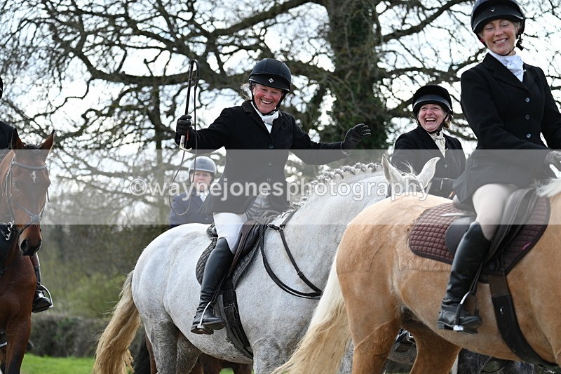 WJ7_9853 - Walk Home