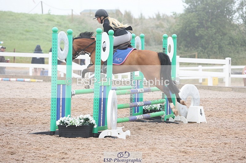 240630A-091856-11456 - Cls 30 British Novice and 80cm Open