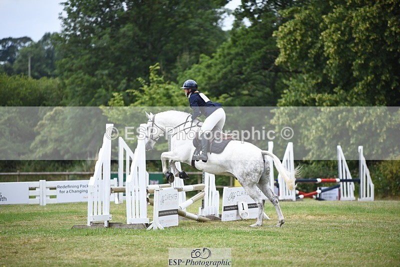 240630-131504-01305 - 812-Jessie_Lammens_Keeping-Avalon_Remus