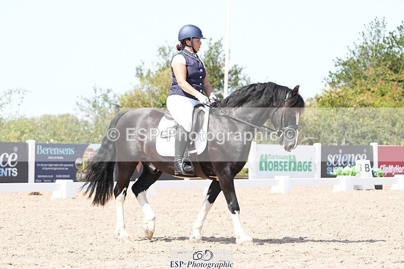 250817-135647-10537 - 169-Amber.HeywoodWalena.Rockocoko