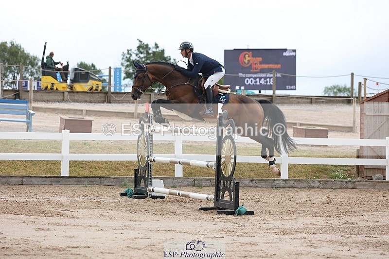 250717-134508-05559 - Cls 1, 3 Star Small Tour Start to Break