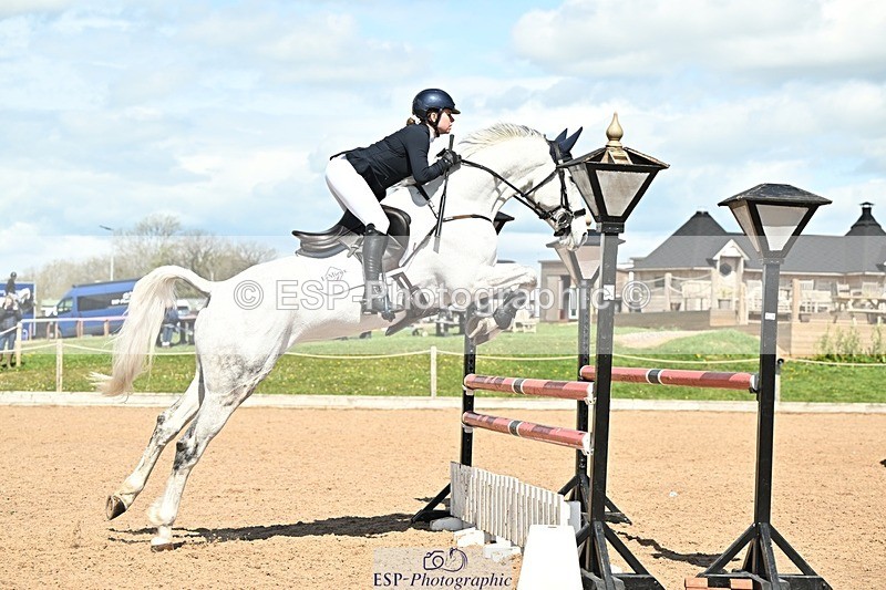 250416-133849-01169 - Cls 4 Newcomers and 1.10m