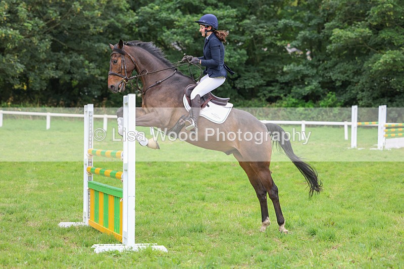 3E7A8107 - Class 7: Senior Newcomers/1.10m open