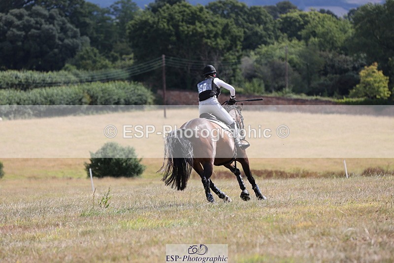 250802A-104153-00959 - B-057-Emma.Ergatoudis-MINERVA.VAN.DE.KOOLDRIES