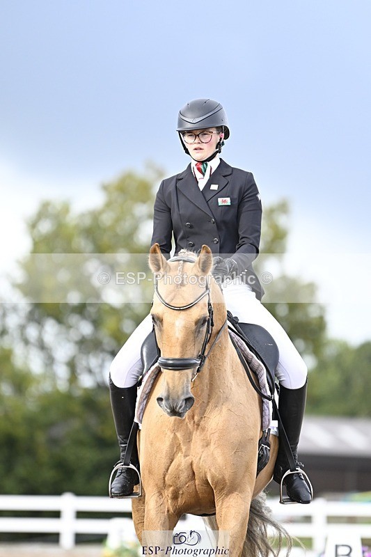 250907-165823-10845 - 054-Amy.Louise.LloydDiva.Royale