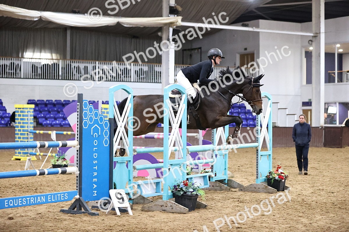 SBM_002015 - Class 4 - Senior Newcomers - 1.10m Open