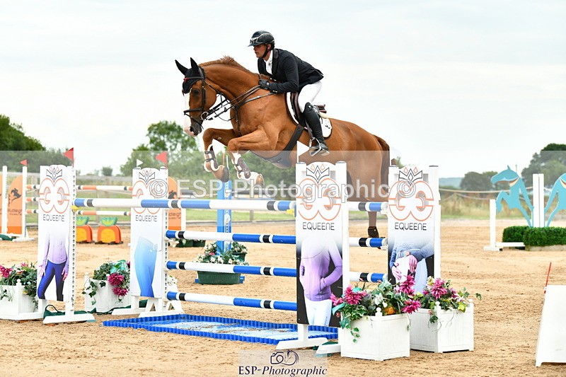 230720A-151016-03736 - Cls 9, 2 Star Big 1.40m Start to break