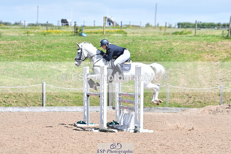 240609A-125813-05443 - Cls 18 Snr Newcomers and 1.10m Open