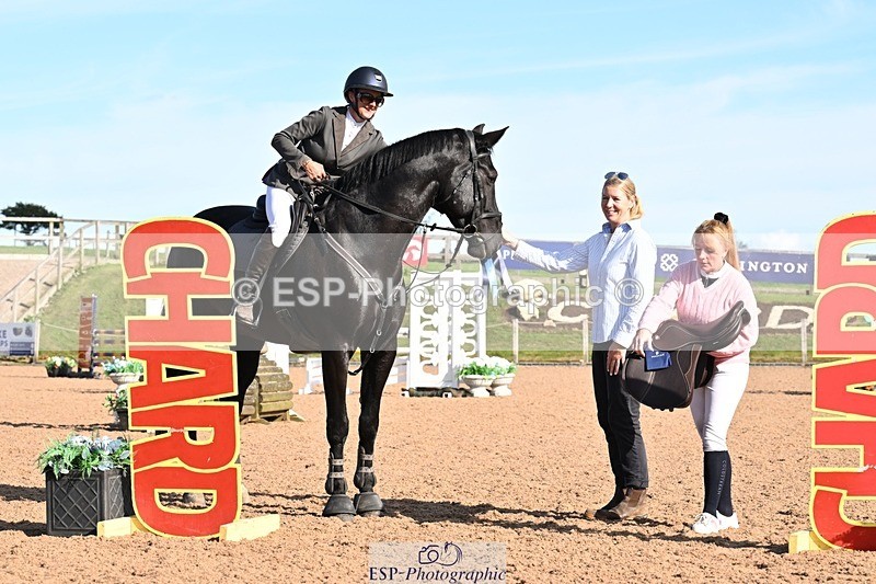 261004-150302-05678 - Saddle Presentation