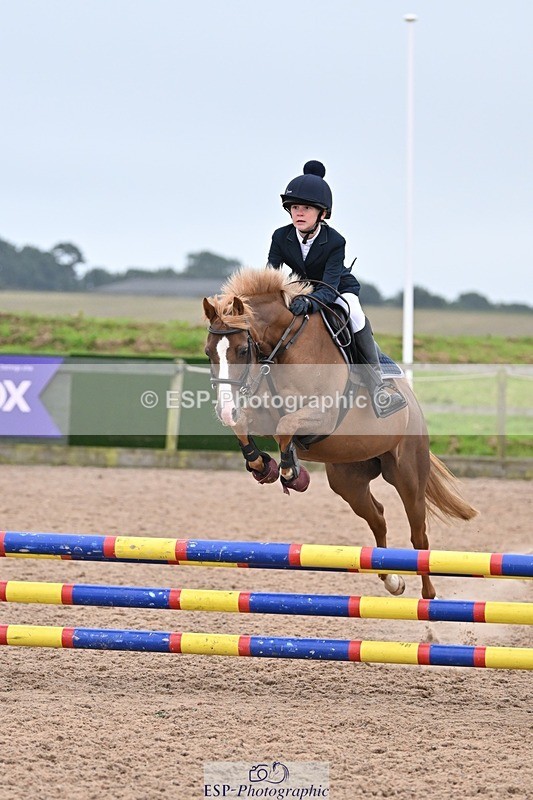 240813-184621-00761 - Classes 5 A&B & 6 80cm