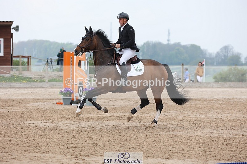 250424-121110-05258 - Cls 1 - 2 Star Small Tour