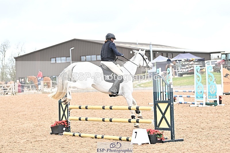 250414-110755-00380 - 80cm Round 1