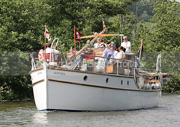 120628 JANTHEA WT7A0530 - HENLEY ROYAL REGATTA Thurs 28th June 2012