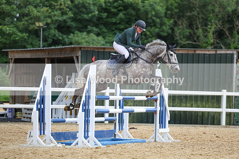 3E7A4233 - Class 7: Senior Newcomers/1.10m open