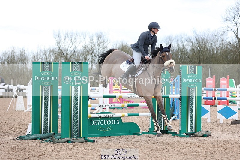 240223A-140854-01833 - Cls 5 Newcomers and 1.10m Open