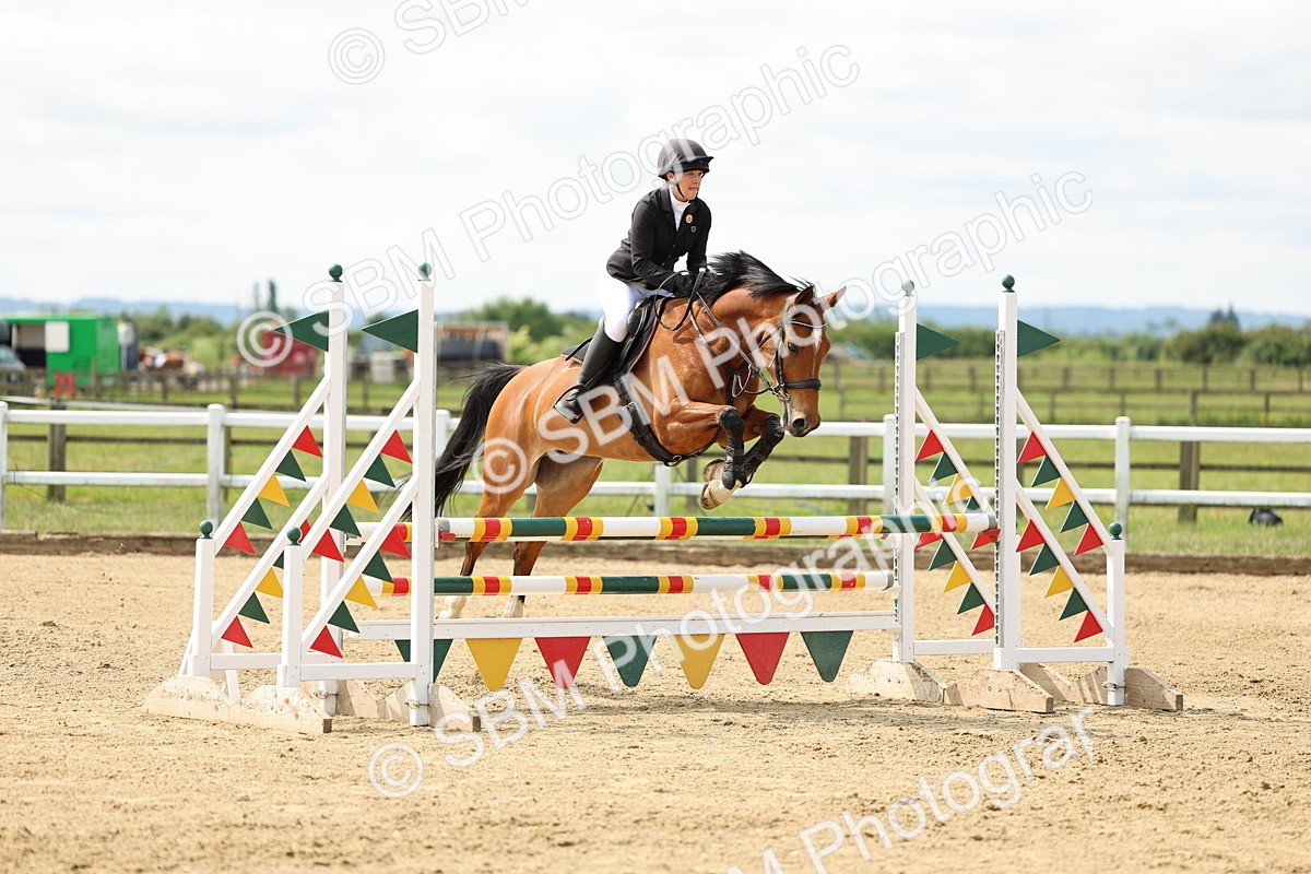 SBM_004524 - Class 16 - Senior British Novice - 90cm