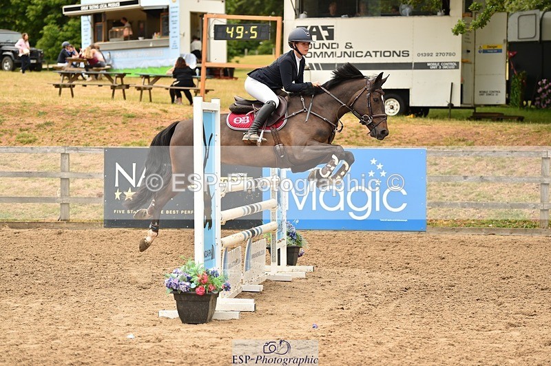230618-135142-12814 - Cls 25 Pony Foxhunter & 1.10m Open