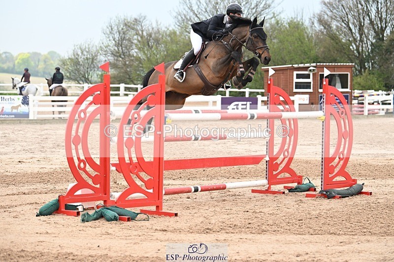 250424-132052-04511 - Cls 5 - 2 Star Medium Tour