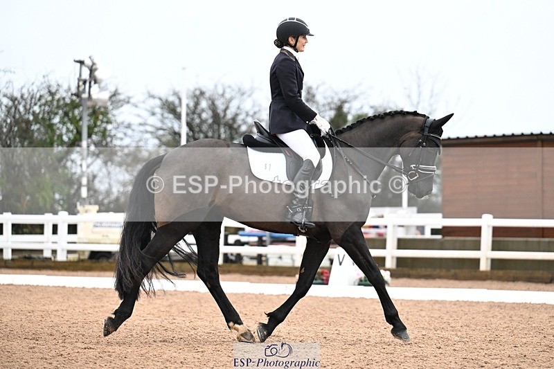 260215-115109-06107 - 067-Nicki.Parnell