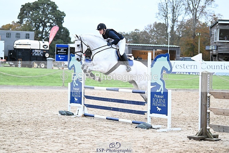 241116-151732-02168 - Cls 4 100-105cm