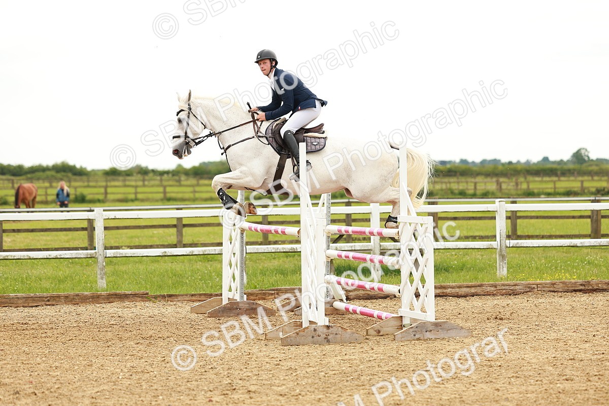 SBM_002098