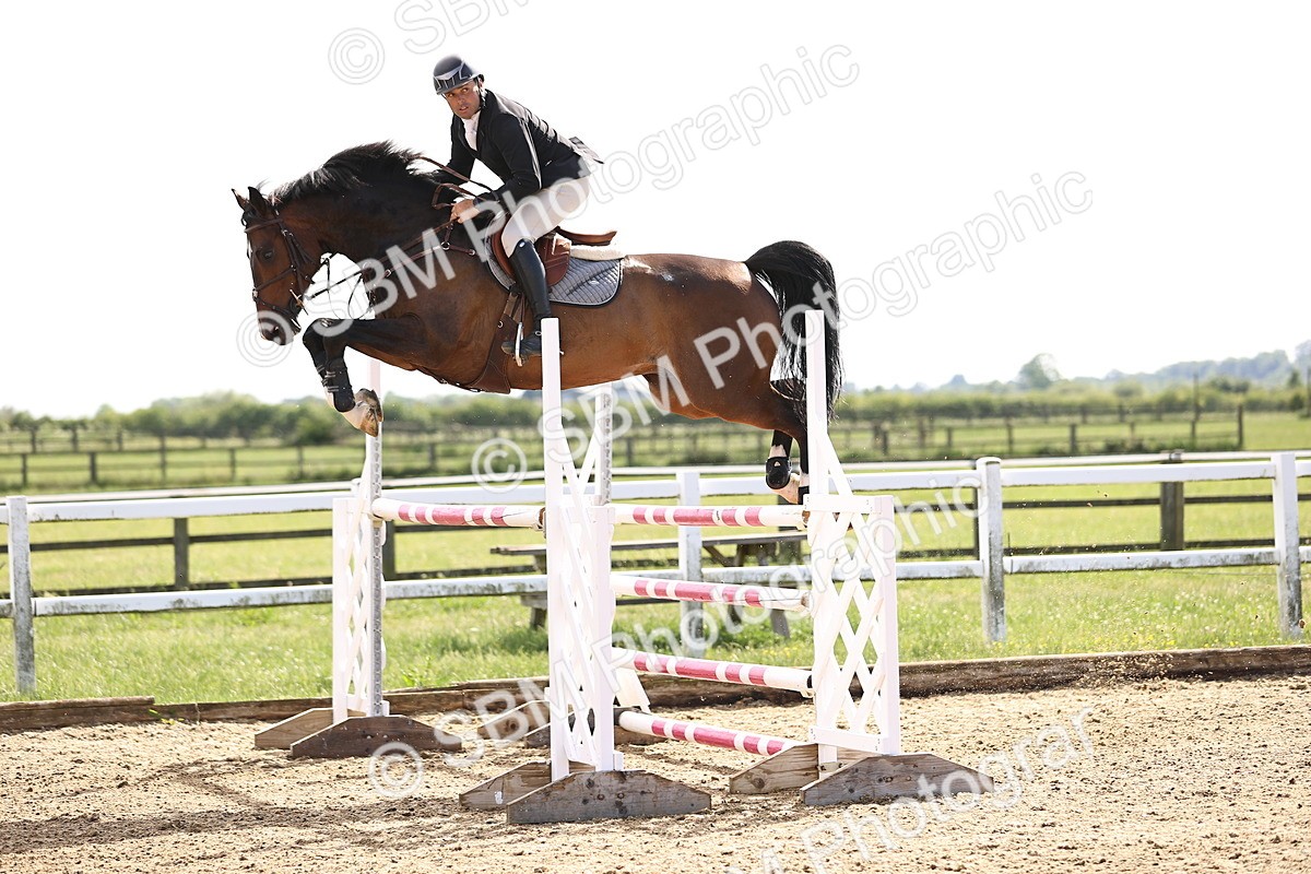 SBM_003001 - Class 5 - Senior Foxhunter - 1.20m