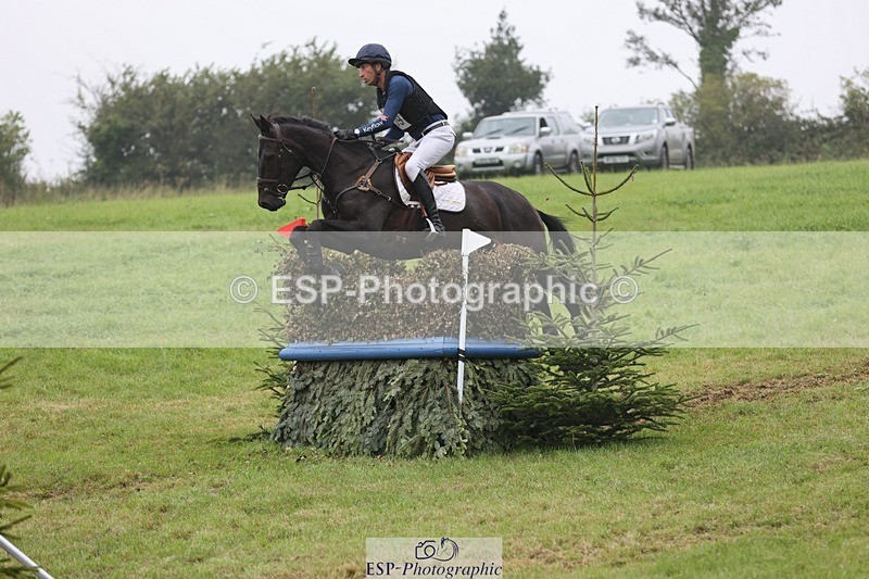 240901A-121813-07376 - 409-Tim.Price-JUST.SPOTLESS