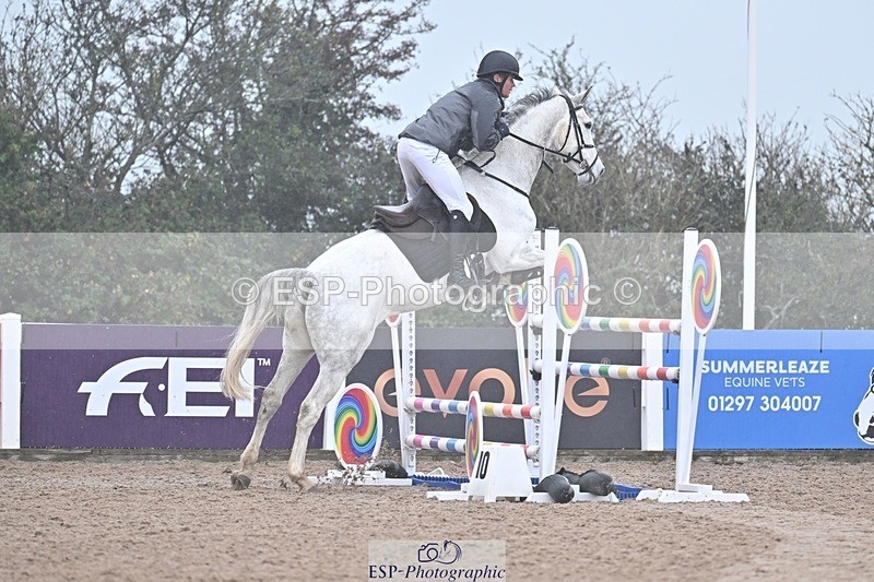 251029-114358-00374 - Newcomers and 1.10m