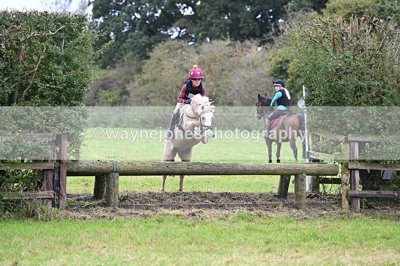 WJ7_0879 - Time at Photographer 12:22 to 12:35