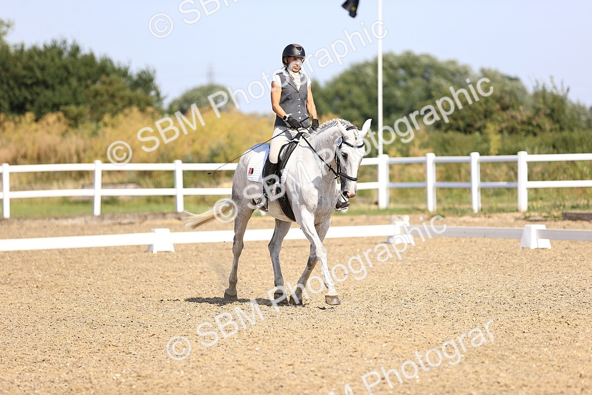 SBM_009263 - Novice 5 - 9.50-10.53