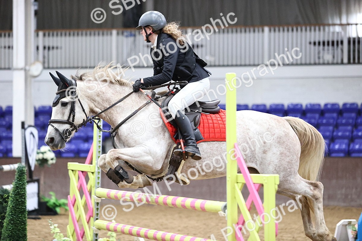 SBM_001102 - Class 5 - Blue Chip Pony Newcomers 1.00m Open