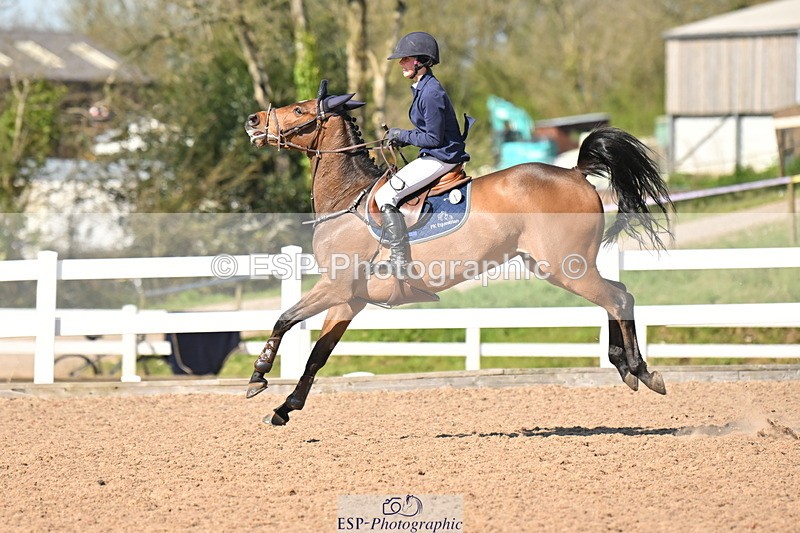 240419A-161259-08832 - Cls 14, 1 Star Bronze Tour 1.10m