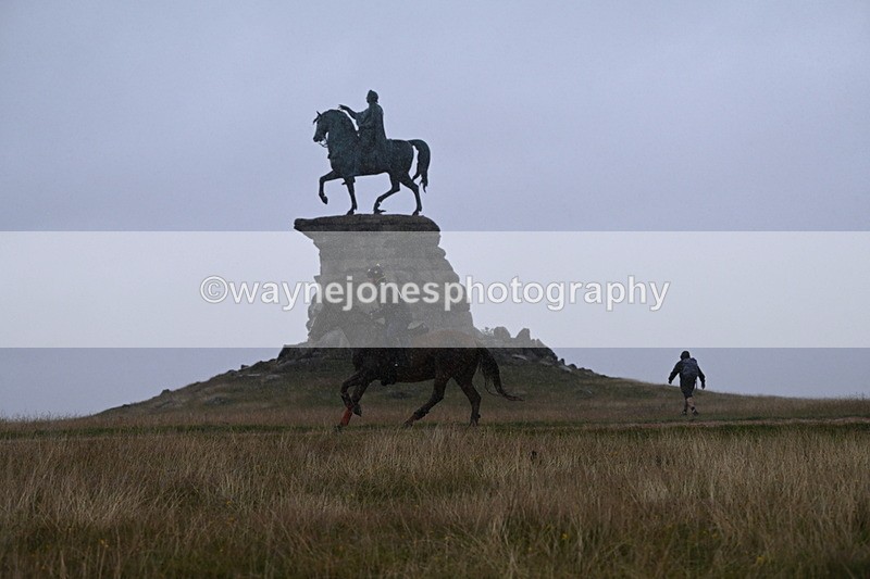 DSC_3120 - Time at Statue 12:59 to 13:49