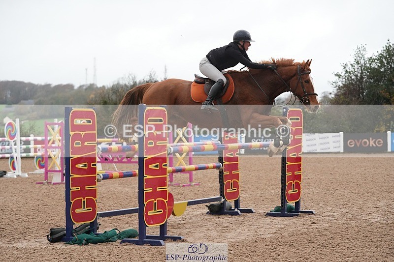 251107-130402-01062 - Cls 6 Foxhunter and 1.20m Open