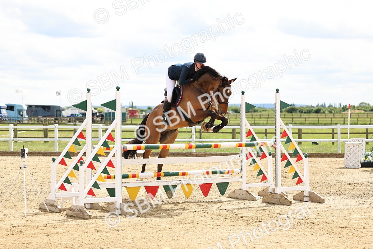 SBM_006018 - Class 19 - Senior Newcomers - 1.10m