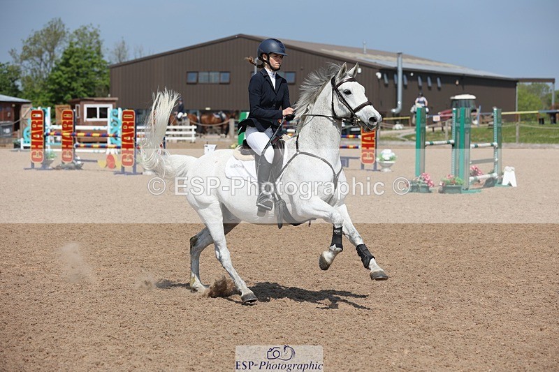 250503-121834-01016 - Cls 9 Pony Foxhunter and 1.10m Open