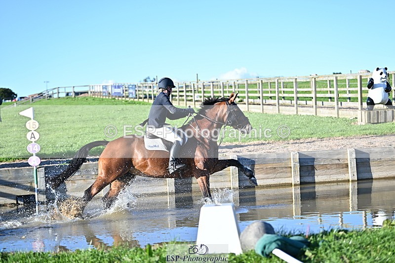 240912A-175229-02767 - Cls 7 Snr 90cm Open Speed Derby