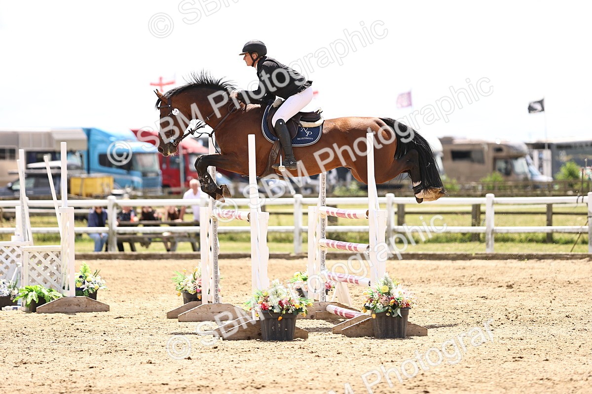 SBM_003618 - Class 22 - Senior Foxhunter 1.20m