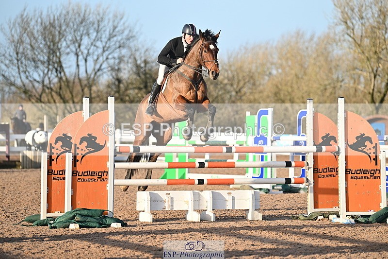 231210A-142253-02735 - Cls 21 Foxhunter & 1.20m Open