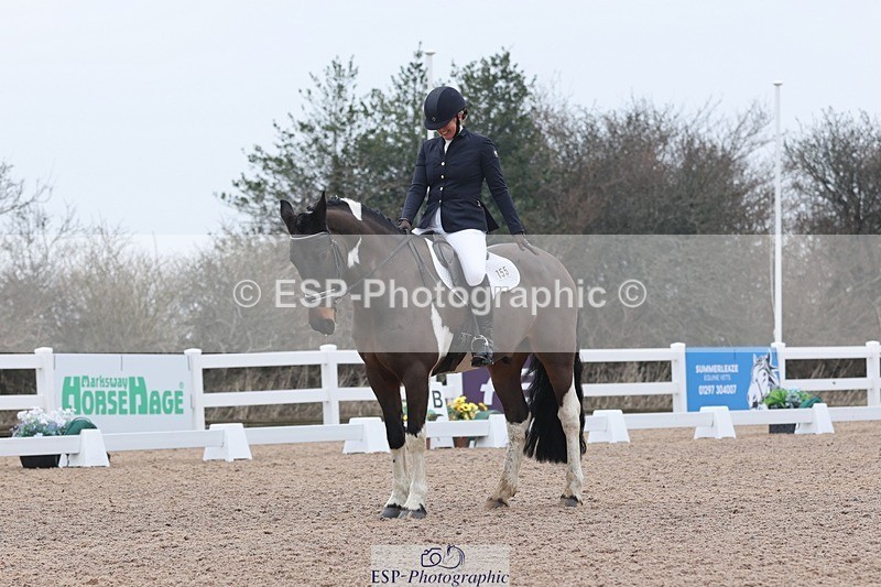 250216-112410-05318 - 155-Caroline.Hutchens-Clogorrows.Socky