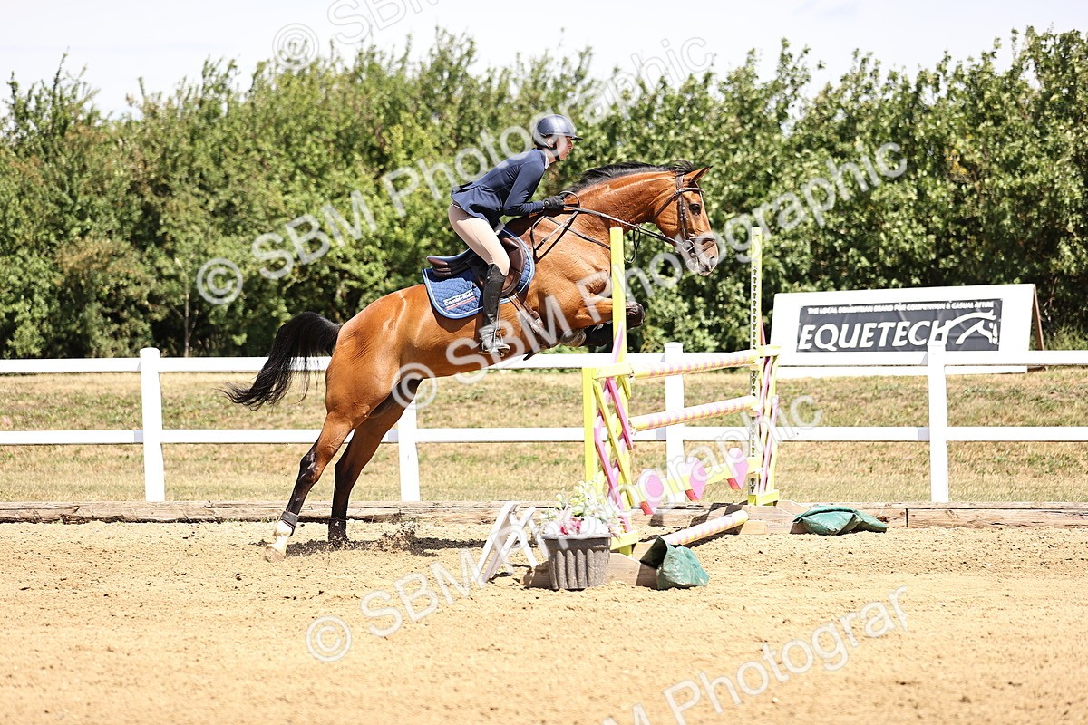 SBM_010108 - Class 9 - Senior Foxhunter - 1.20m Open