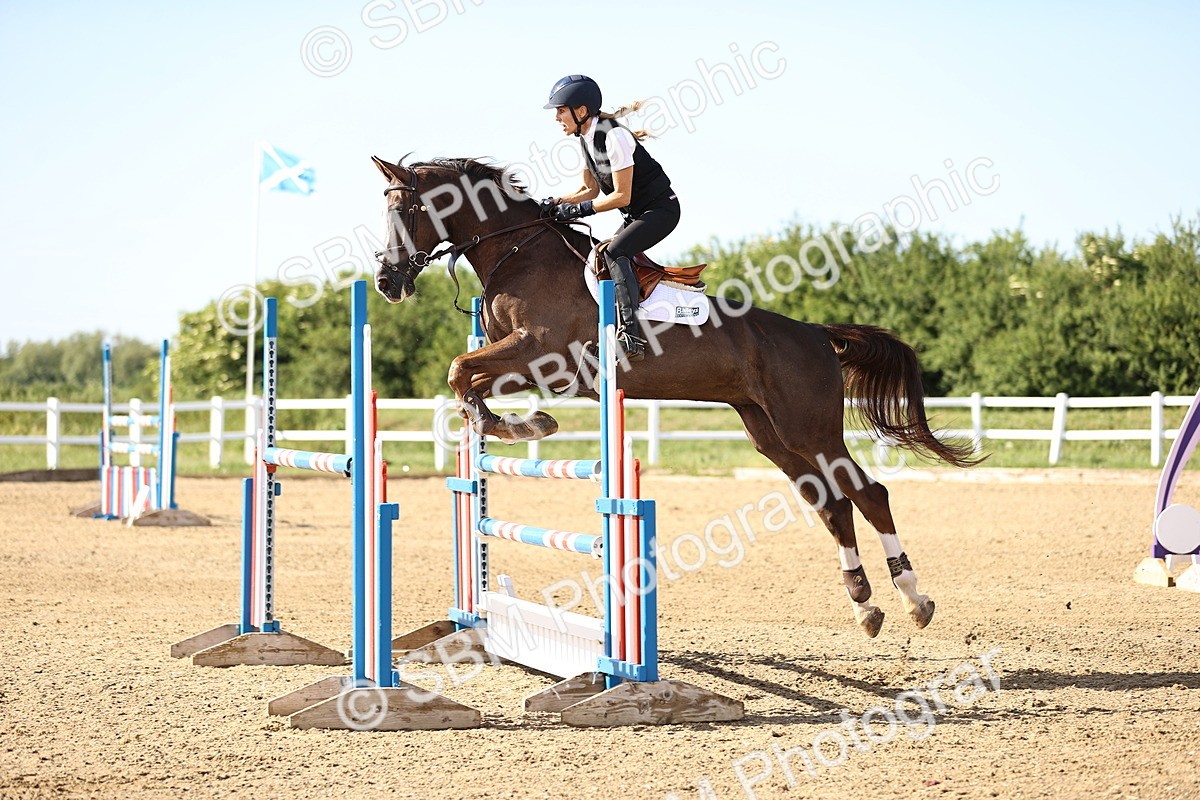 SBM_003102 - Class 5 - Senior Foxhunter - 1.20m