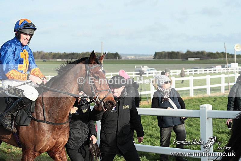 PtP 141225  1466 - New Forest Hounds PtP Larkhill 14/12/25