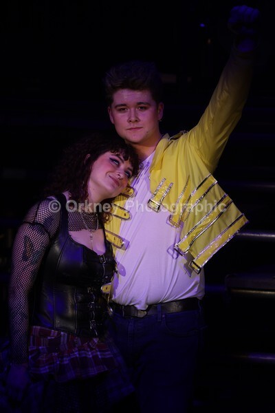 DAD13336 - We Will Rock You