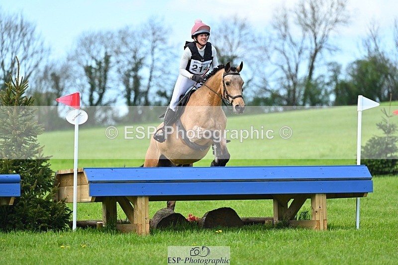 260418-133438-05241 - E-214-Fiona.Lewis