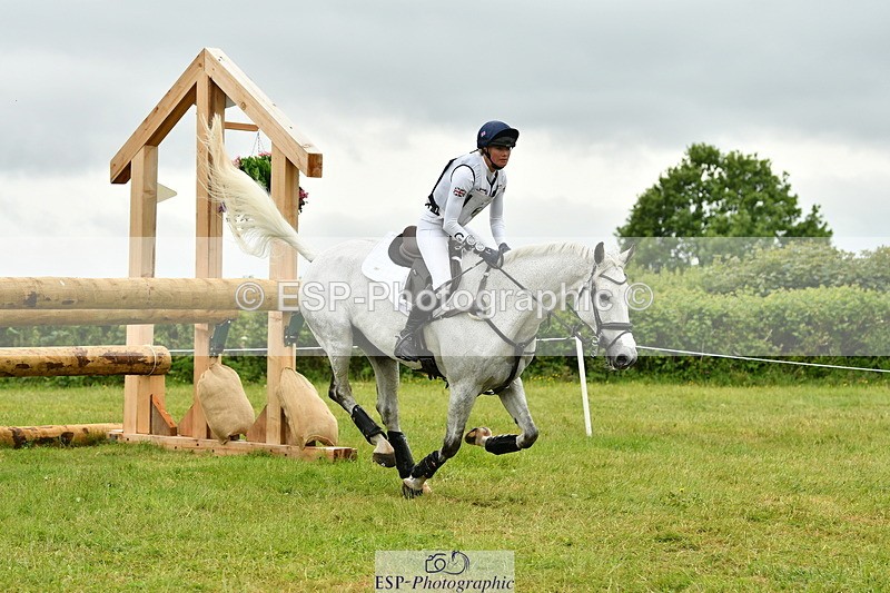 250524A-105215-09231 - A-066-Jemima.Howden-MONBEG.WHISPER