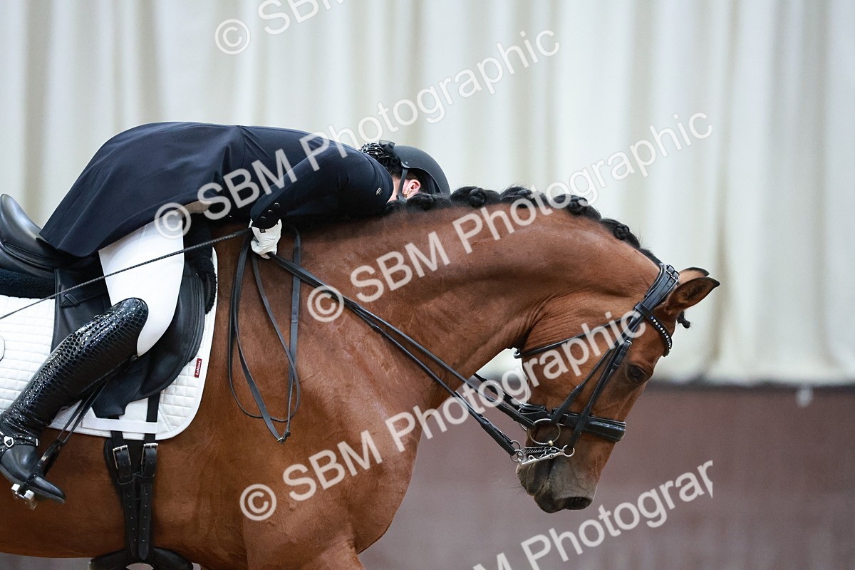 SBM_021086 - Class 13 - FEI INT I - 16.26-17.14