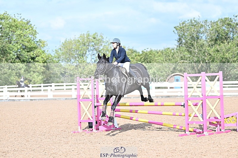 241004A-113941-01606 - Fri 08 85cm Amateur Quals