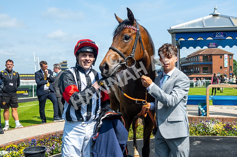 270526-Race 2-Out Of This World-0225 - Race 2 14.45pm Tigers Trust Restricted Novice Stakes