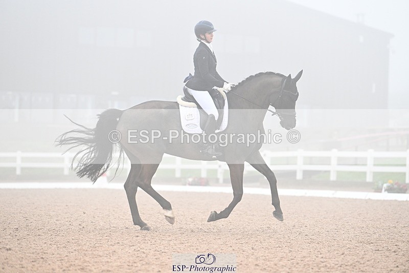 240217A-104654-01469 - 275-Lucy.Pye-La.Vida.loca